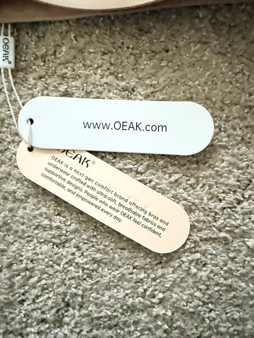 Oeak Seamless Convertible Bra - Light Nude Size S - Picture 4 of 5